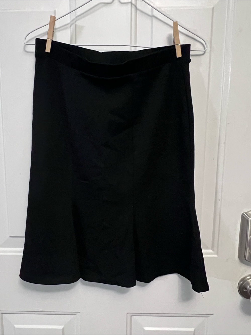 White House Black Market XS Black Stretch Swing Skirt Pleated Flare A-Line